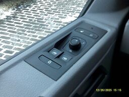 VOLKSWAGEN T6.1  9-Sitzer-Stoff  4motion  1. Hand