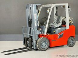 Heli CPYD35-G3- GAS 2,5t 4,7m Hub - KUBOTA - Garantie