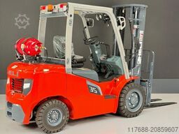 Heli CPYD35-G3- GAS 2,5t 3,3m Hub - KUBOTA - Garantie