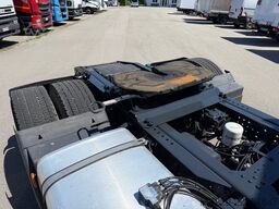 Iveco s-way 490