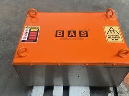 B A S INDUSTRIAL SOLUTIONS AND ENG 700x400x300mm Magnetic Plate