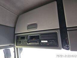 RENAULT T 460 6X2 STEERAXLE LIFT