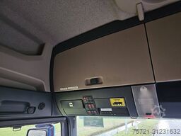 M.A.N. 26.470 TGX Schuizeil Laadklep!