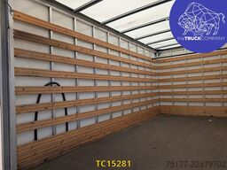 Renault Master 2.2 DCI KOFFER MET LIFT