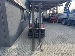 LINDE H25T Triplo 550 Freelift / Sideshift / Vorkversteller LPG 2007