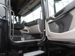 SCANIA S 500/ Low Deck