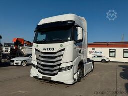 IVECO S-WAY 530 * RETARDER * 2 X TANK * ACC * WENIG KM