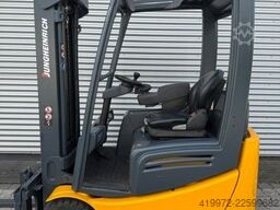 Jungheinrich EFG215