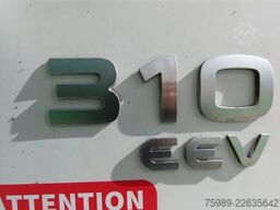 Iveco Stralis 310 8 meter box!  Retarder,  Great cond...
