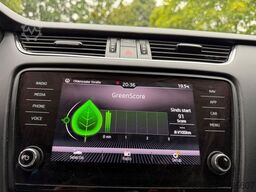 SKODA Octavia 1.6 TDI 85 kW Combi DSG Automatik Navi