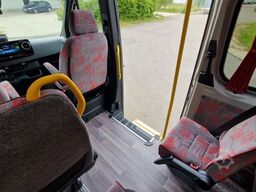 MERCEDES-BENZ 515 Sprinter 22 Schlafsessel Lagerfahrzeug Stock