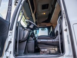 MERCEDES ACTROS 2548-6x2+VOITH