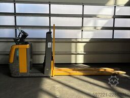 Jungheinrich ECE 320