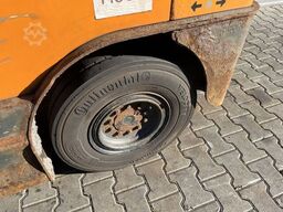 Still R 07-25