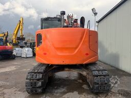 Hitachi ZX 135 US 5-B