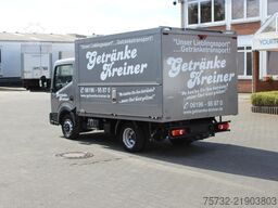 Nissan Cabstar Getränkekoffer Schwenkwände AHK Klima
