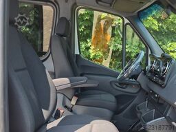 MERCEDES-BENZ Sprinter Elektro 9 Sitzer Bürgerbus