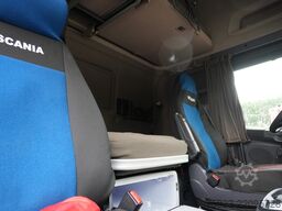 Scania R 400 6x2 closed box in combo with trailer