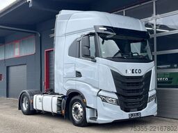 IVECO S-WAY AS440S48 ACC Intader NAVI 2xTank Leder E6d