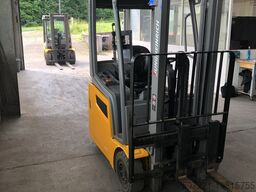 Jungheinrich EFG215 Li-Ion