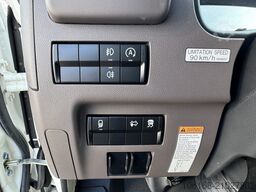 Fuso CANTER 6C18 4X4 Fahrgestell