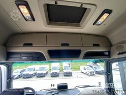 Mercedes-Benz Sattelzugmaschine