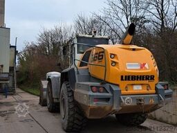 LIEBHERR L566 XPower Radlader 27,5 Ton *11.900 h *Waage