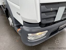 MERCEDES-BENZ Atego 821 L Koffer/LBW Klima Navi Kamera 2x AHK