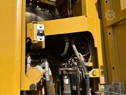 CATERPILLAR 325 07E / Planierschild / OilQuick