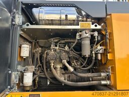 LIEBHERR R922 LC / MultiUser / Böschungsbagger