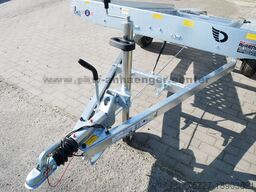DEBON ROADSTER AUTO 1300kg 300x181cm