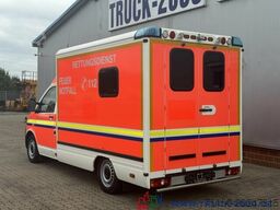 Volkswagen T5 2.0 TDI Autom KTW Krankentransport inkl Liege