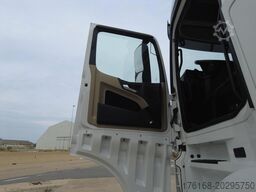 MERCEDES-BENZ Actros 5 1845 BigSpace