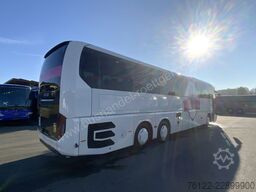 MAN R 08 Lion's Coach
