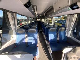 MAN R 08 Lion's Coach
