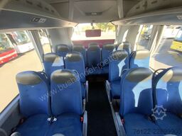 MAN R 08 Lion's Coach