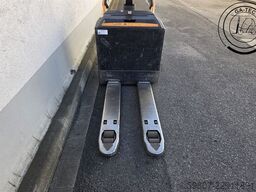Crown WT 3040
