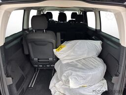 Mercedes-Benz V 220 d Lang Liege-Paket, Tisch