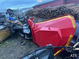 Siljum skjer w/ throwing wing