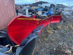 Siljum skjer w/ throwing wing