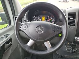MERCEDES-BENZ SPRINTER 316 Bakwagen Laadklep!