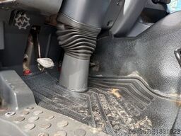 MERCEDES-BENZ 4144 Actros MP2 Abrollkipper 8x8 Singlebereifung