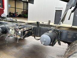 Renault Kerax 370 (LAMES / STEEL SUSP. / BIG AXLE / GRA...
