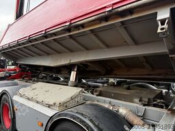Scania R580 V8 8X4 Kipper Kran Palfinger 22002