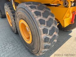 VOLVO A25G Dumper 9.570 h Baujahr 2021