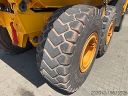 VOLVO A25G Dumper 9.570 h Baujahr 2021