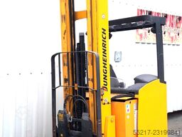 Jungheinrich ETM 325
