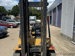 Caterpillar DP30K **SIDESHIFT-PERFECT WORKING**