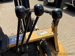 Caterpillar DP30K **SIDESHIFT-PERFECT WORKING**