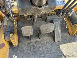 Caterpillar DP30K **SIDESHIFT-PERFECT WORKING**